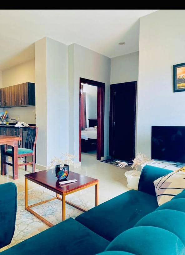 Eika Suites At Acacia Kampala Exterior photo